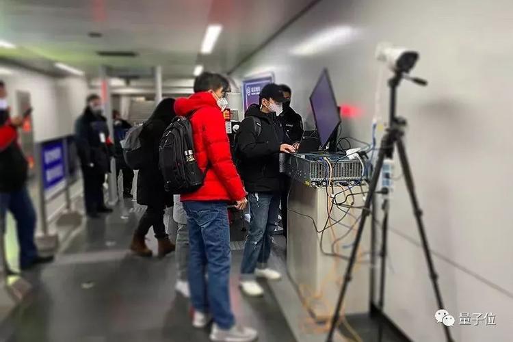 AI笔下的美国抗议风采